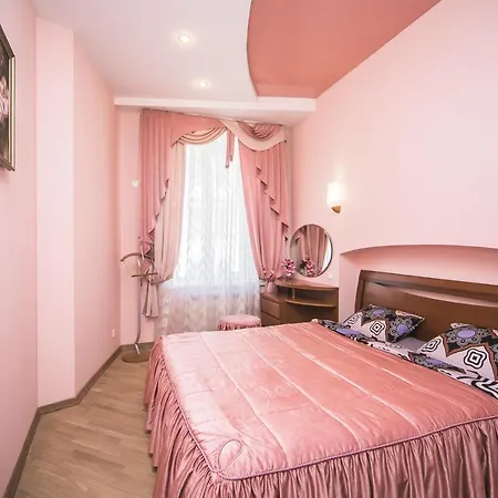 Prestigious Apartment *